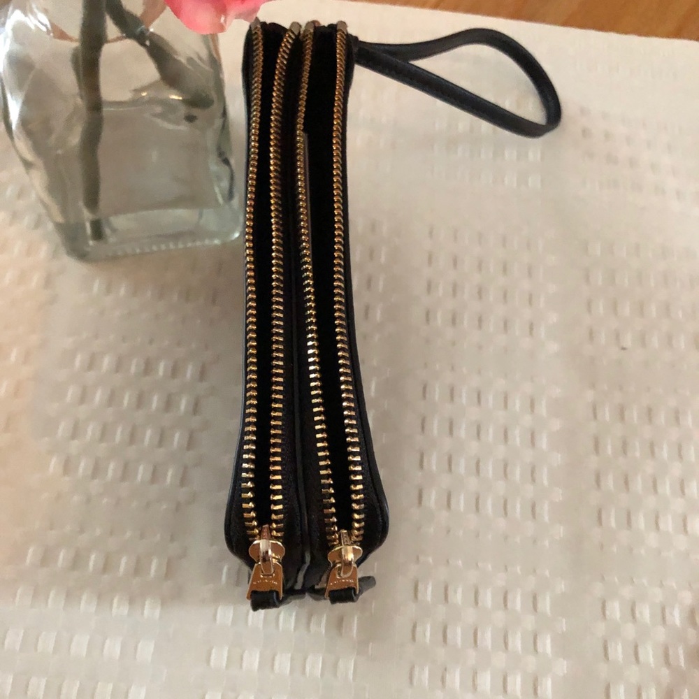 COACH black wristlet w/gold zippers - Picture 9 of 14